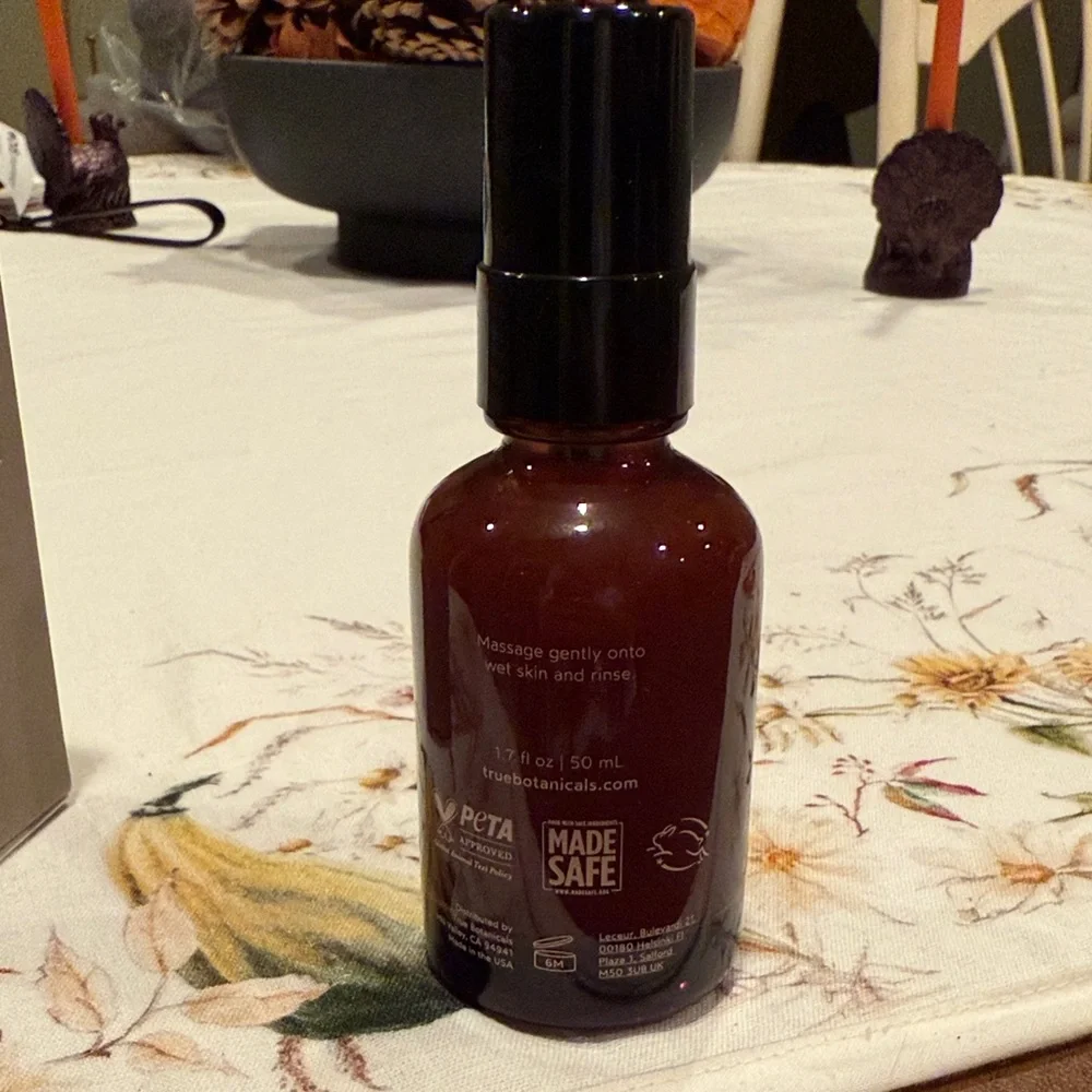 NIB 1.7 oz travel size True Botanicals Nourishing Cleanser NEVER USED